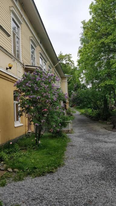 A Lovely Apartment Near Railway Station And Arena. Tampere Bagian luar foto